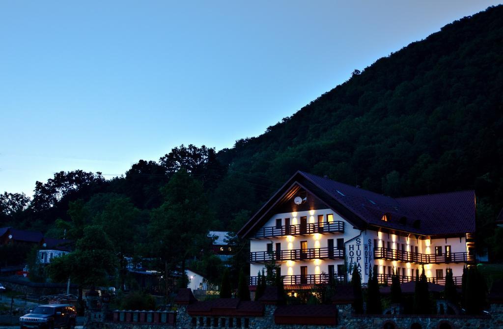 Stupari Hotell Sjaian Rum bild